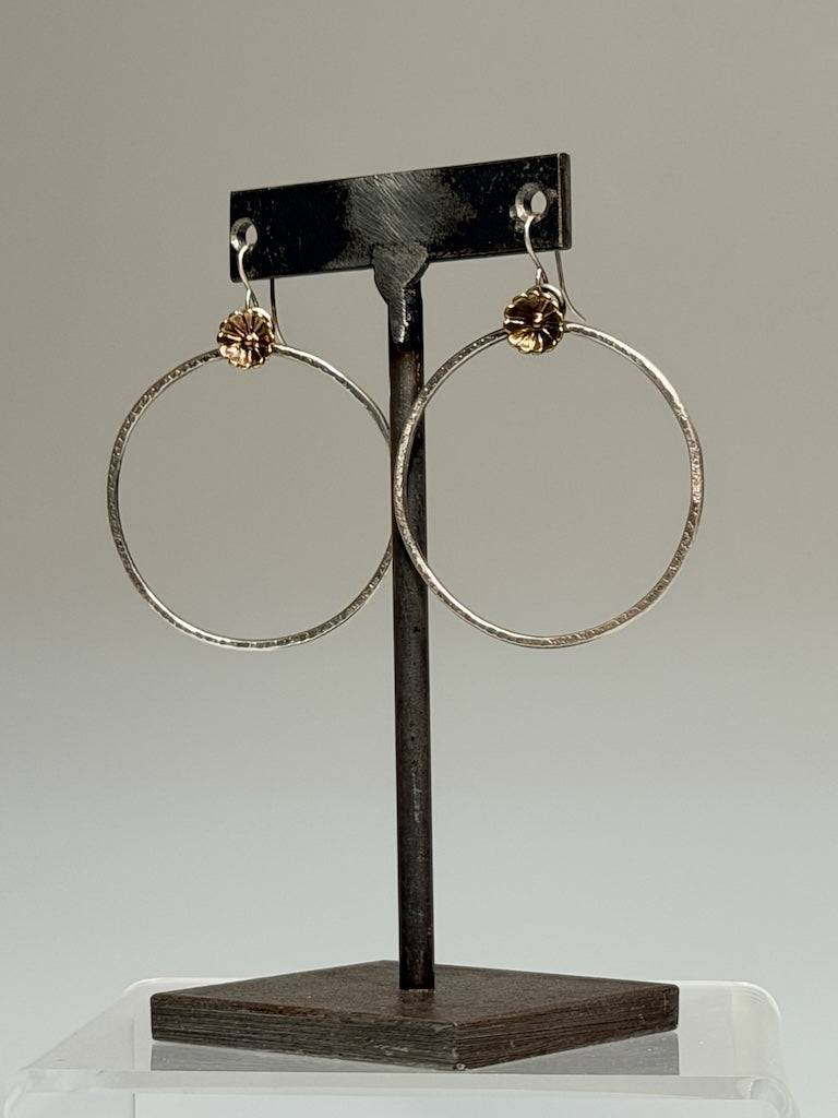 FLOWER HOOP STERLING SILVER EARRINGS AS350