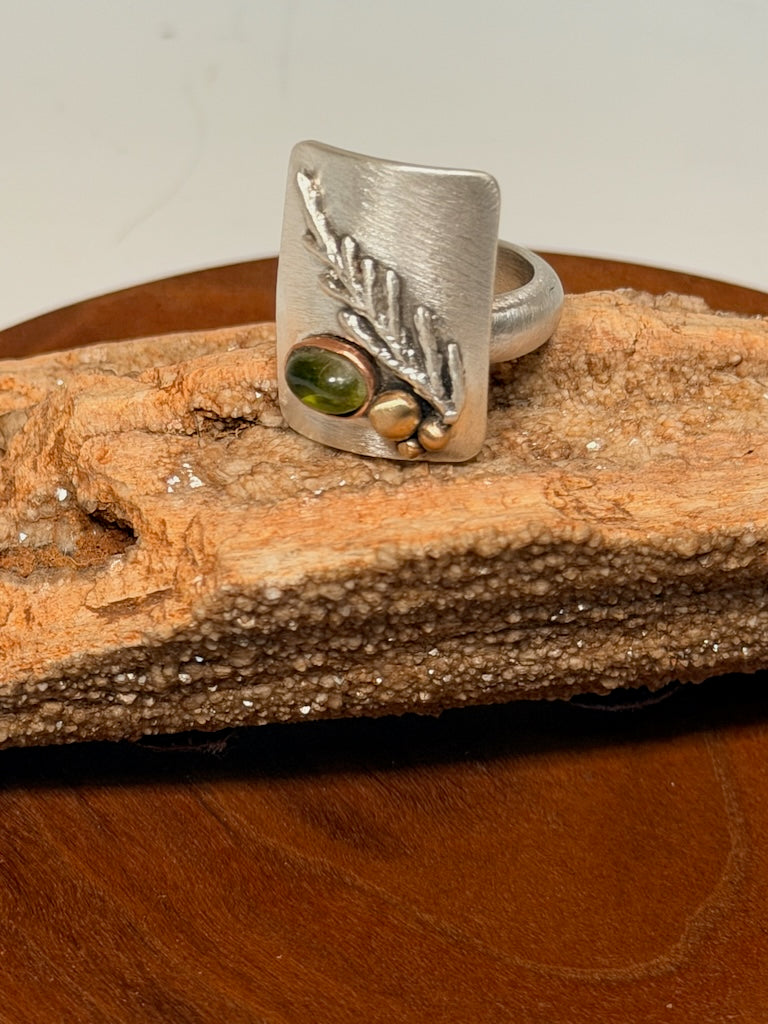 PERIDOT NATURE RING AS358
