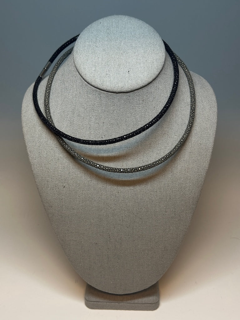 18" STINGRAY CHOKER - MULTIPLE COLORS AV2536