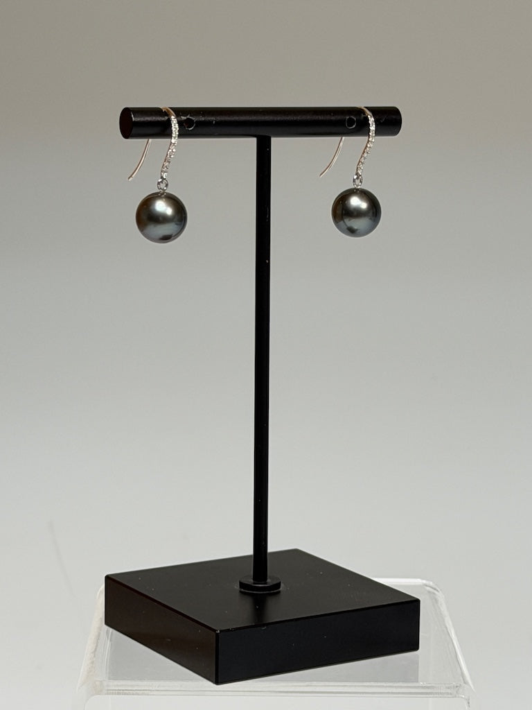 18K WHITE GOLD BLACK TAHITIAN PEARL EARRINGS WITH DIAMONDS AV2641