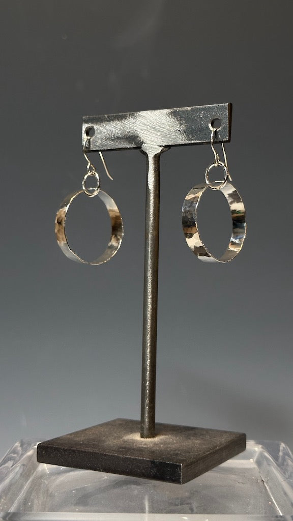 .925 OUT OF BOUNDS HOOP EARRINGS ON FH BR495