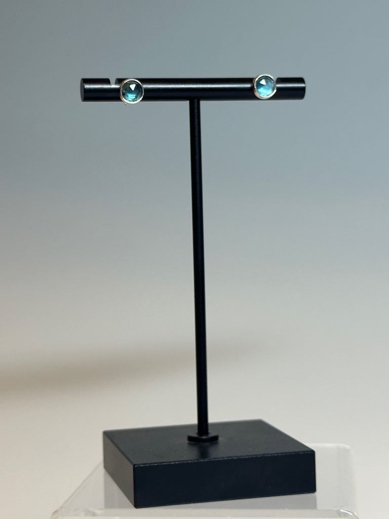 .925 6 MM ROUND TEA MOSS KYANITE STUDS BR424