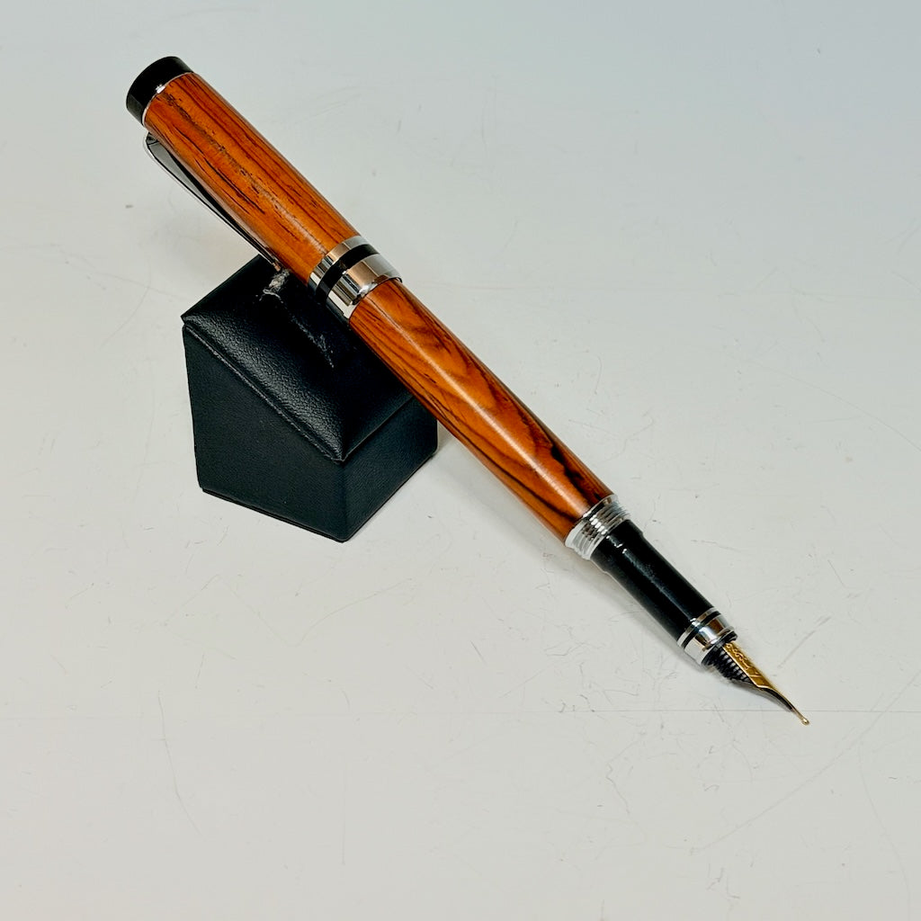 FOUNTAIN PEN WITH COCO BOLO WOOD BW7C
