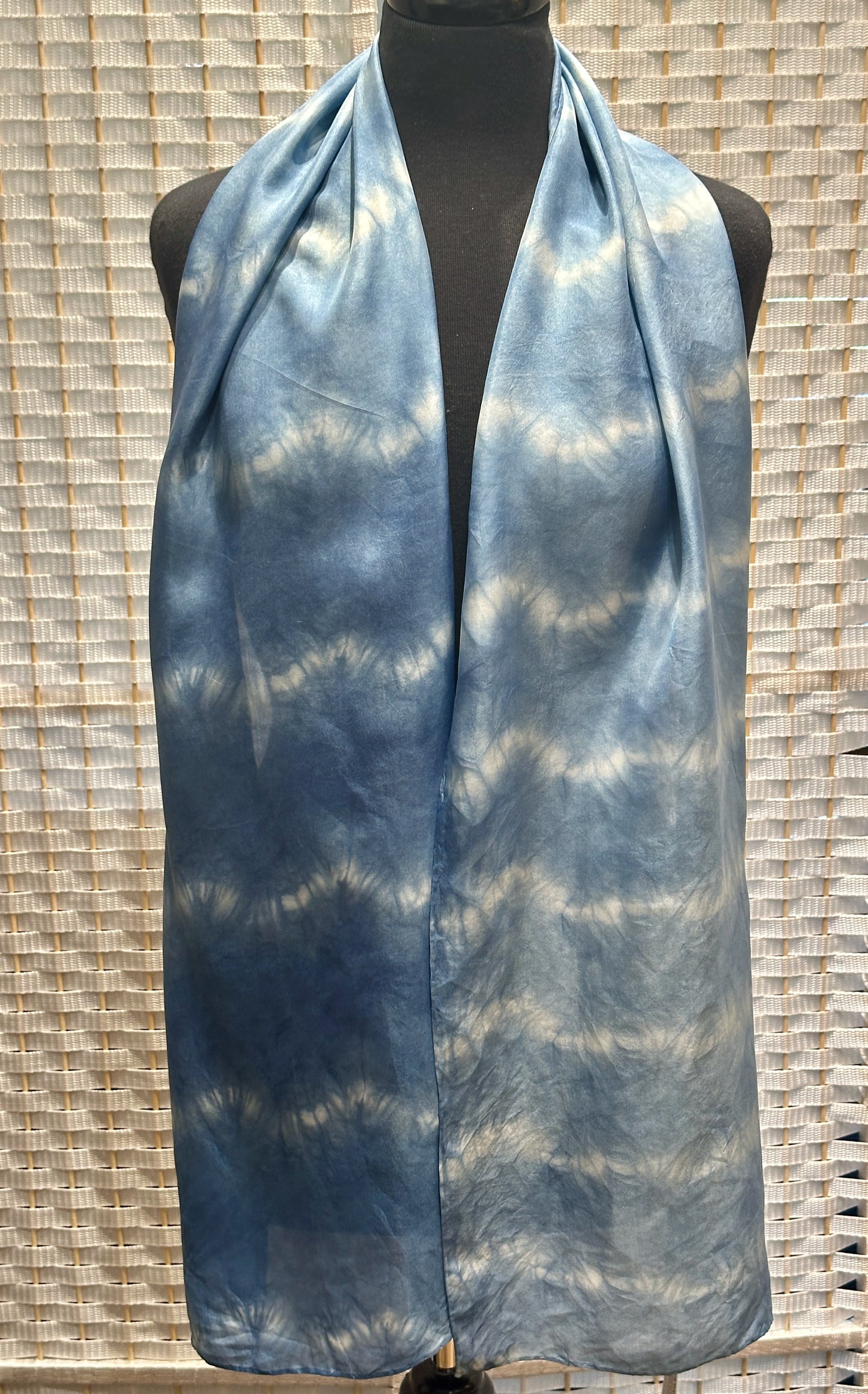 LIGHTWEIGHT HAND DYED SHIBORI SCARF WITH NATURAL INDIGO F318