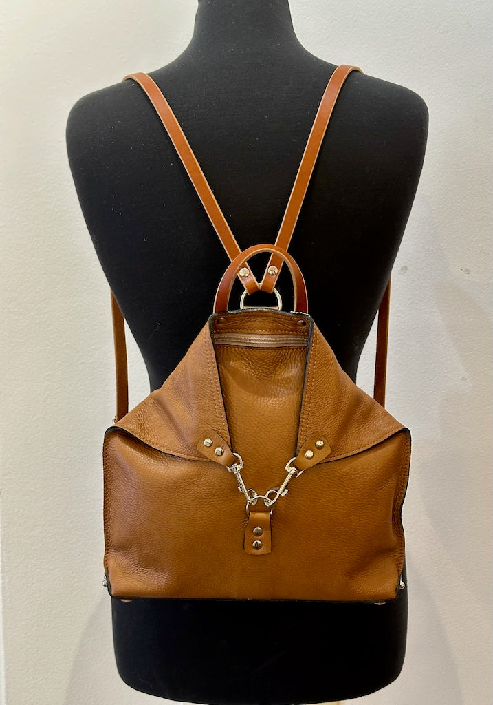 caramel leather backpack CARAMEL SOFT LEATHER BACKPACK WITH ZIPPER BACK POCKET II275
