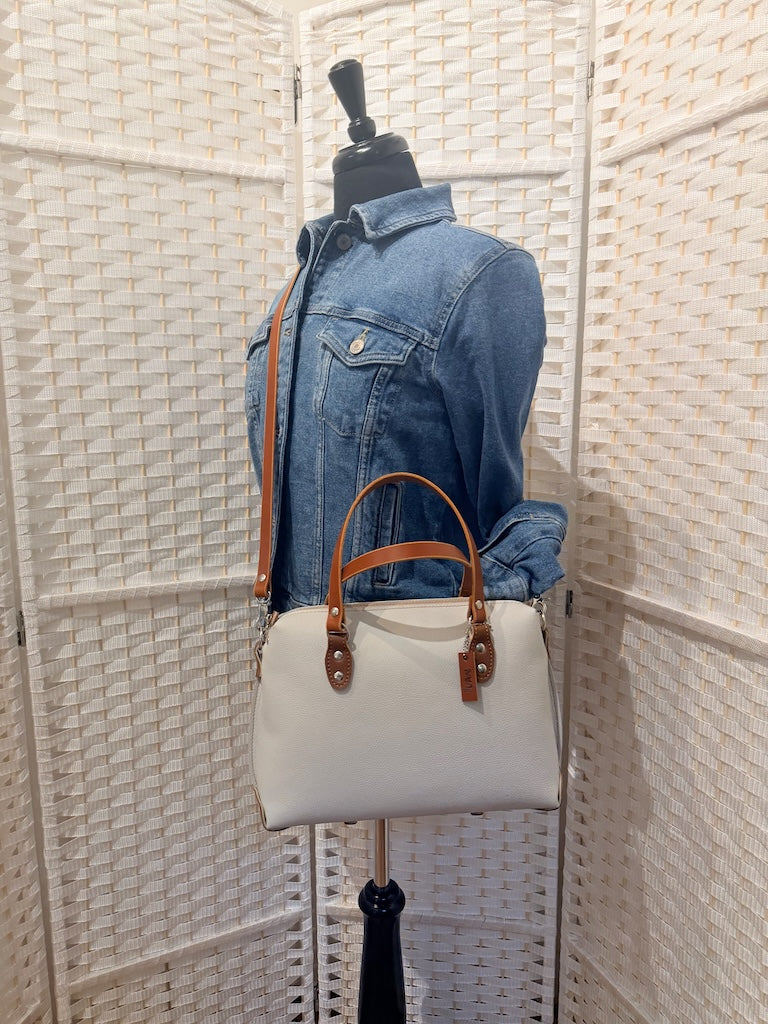 IVORY LEATHER SACHO WITH BROWN SHOULDER STRAPS II281