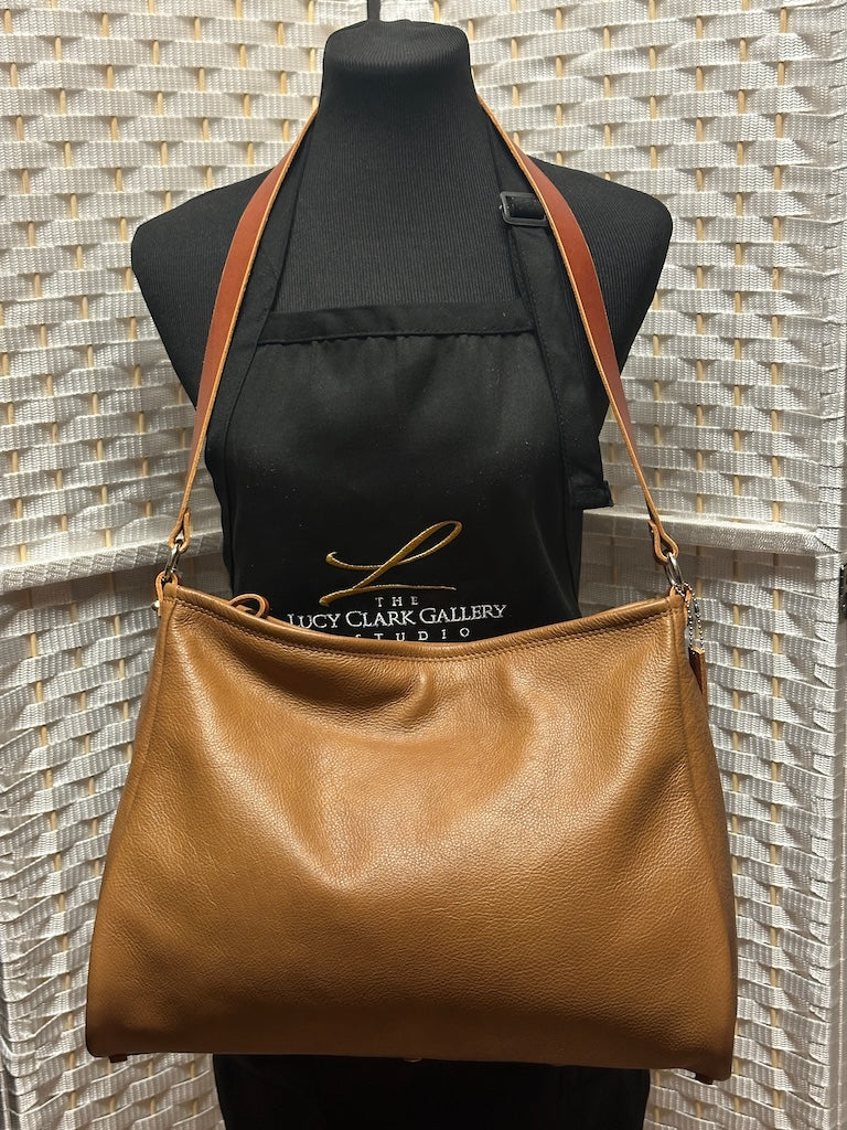 CARAMEL ZIP HOBO BAG II298