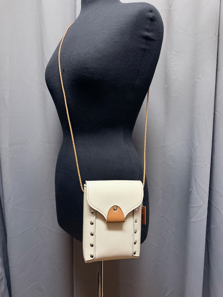 SMALL IVORY LEATHER CELL PHONE BAG WITH RIVET ACCENTS AND SNAP FLAP TOP - II349
