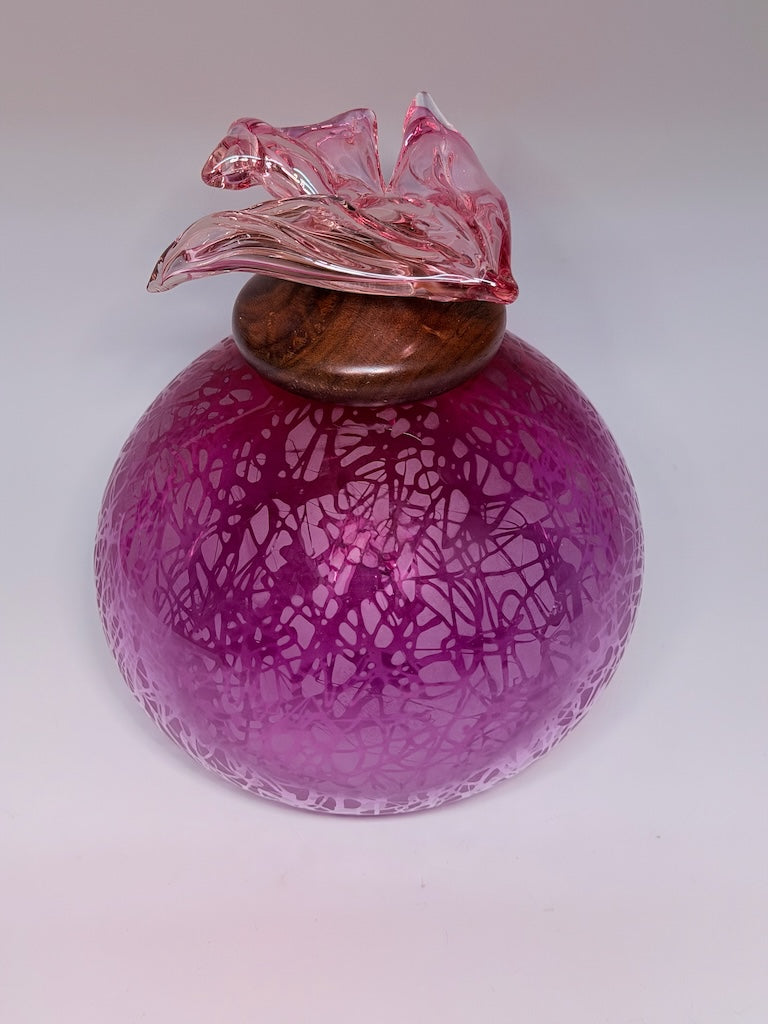 "BIRDS IN FLIGHT" FUSCHIA ROUND BLOWN GLASS LIDDED VESSEL