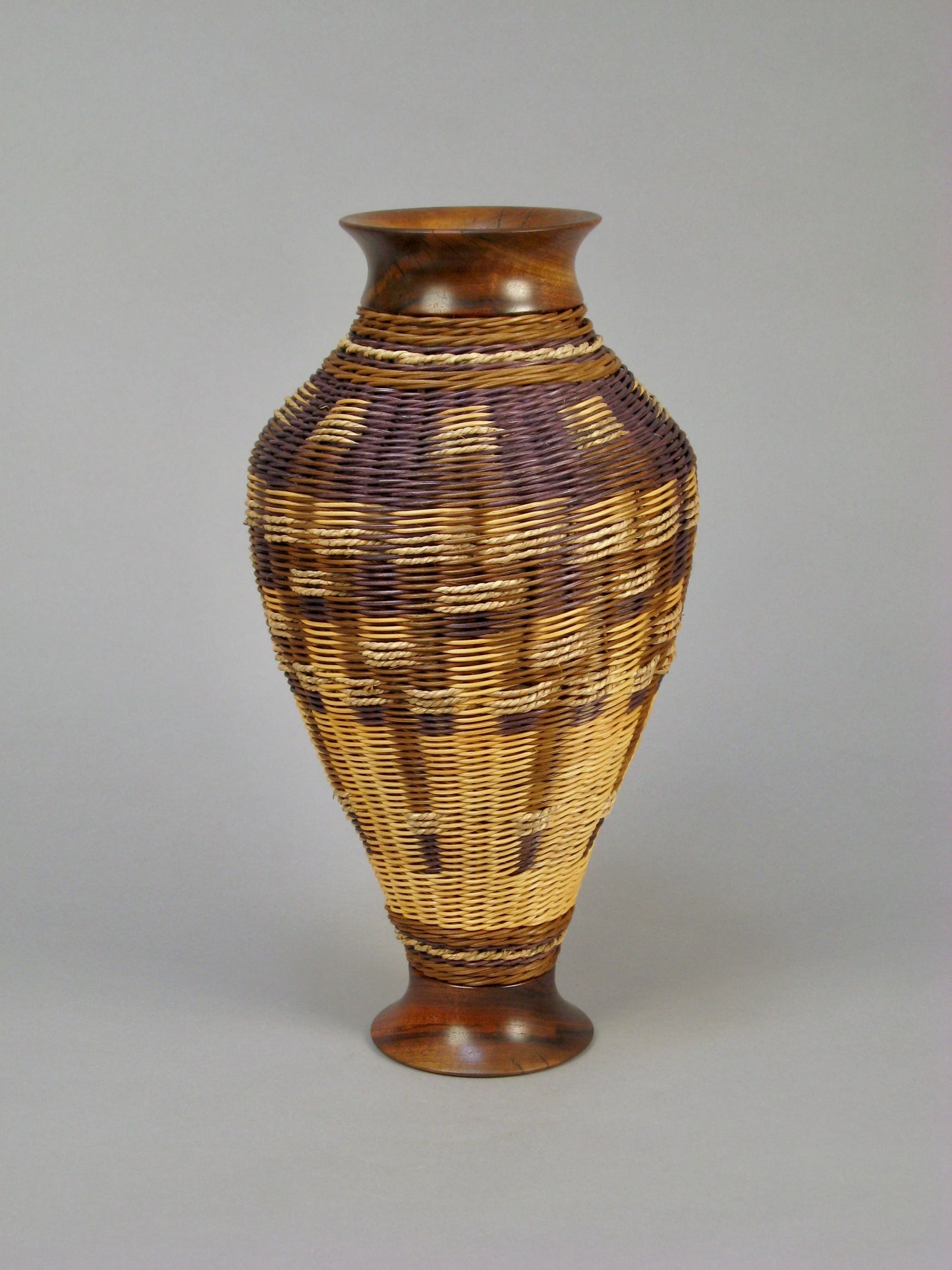 NAVY ILLUSION MIXED MEDIA BASKET WITH WALNUT TOP AND BASE