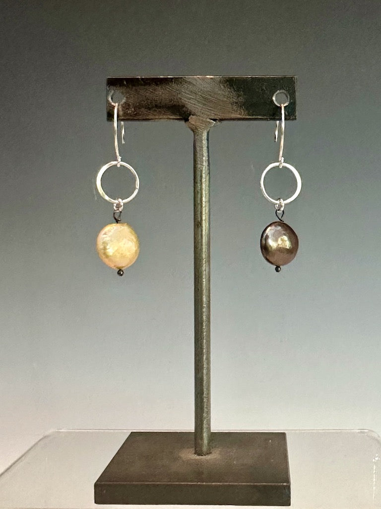 FRESH WATER PEARL AND STERLING SILVER EARRINGS LCE516