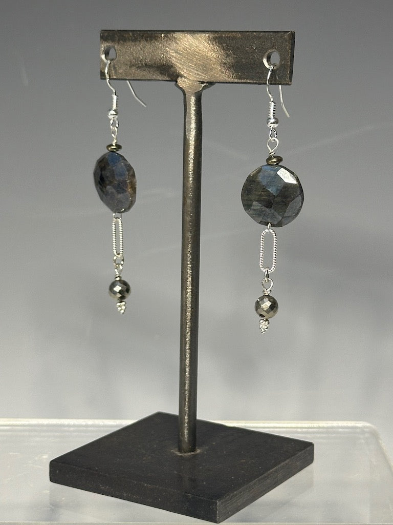 STERLING SILVER AND PYRITE DROP EARRINGS LCE586