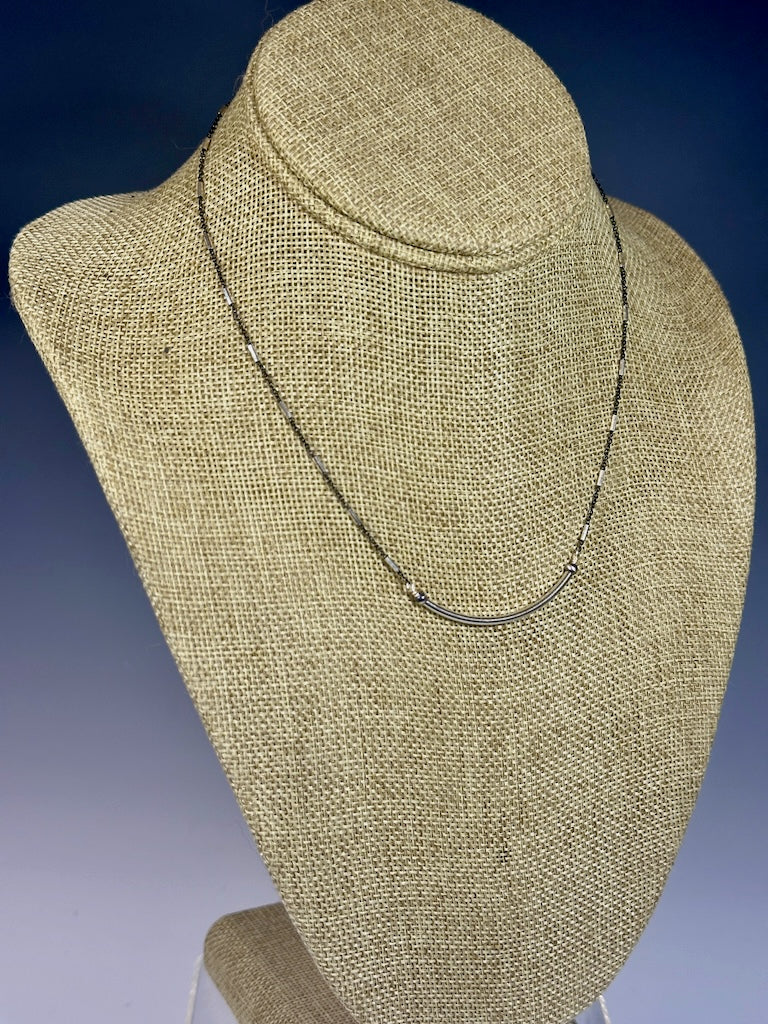 OXIDIZED STERLING SILVER CHAIN WITH STERLING SILVER BAR LCN1034