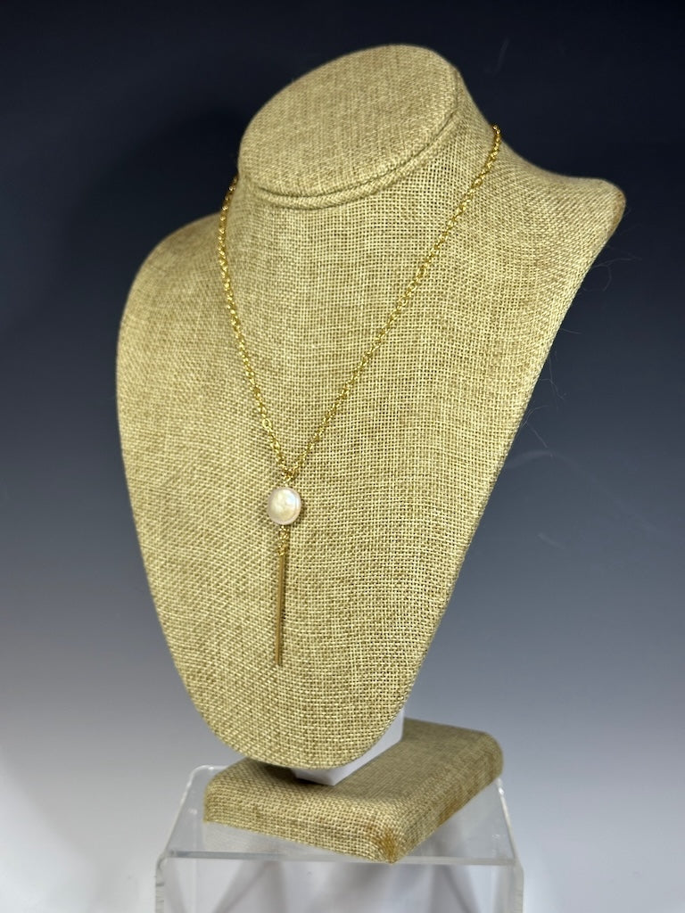 GOLD FILLED STERLING SILVER NECKLACE WITH FRESHWATER PEARL AND GOLD BAR NECKLACE LCN1058