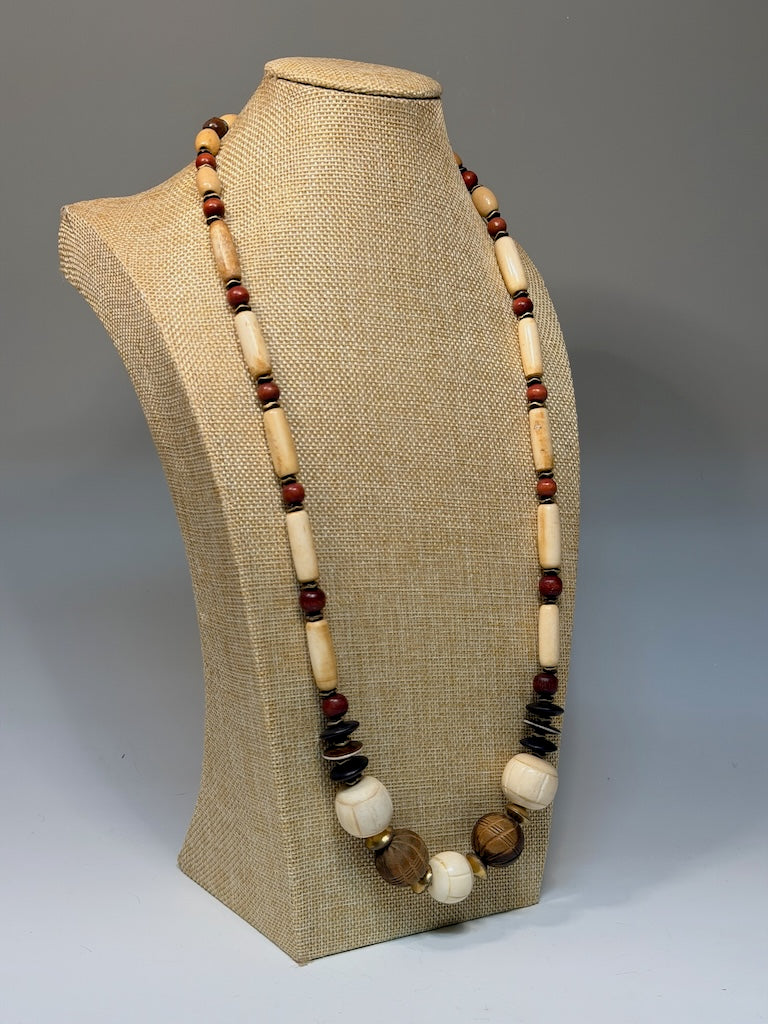 LONG WOOD AND BONE STATEMENT NECKLACE LCN2032