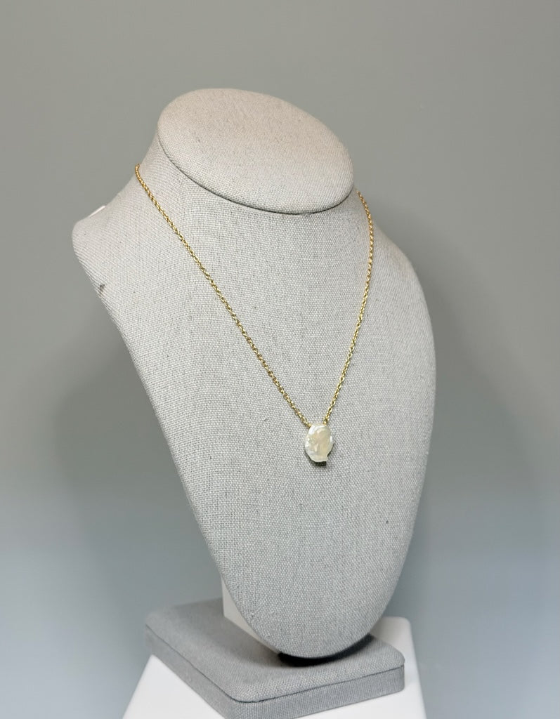 GOLD FILLED STERLING SILVER NECKLACE WITH FRESH WATER PEARL LCN3007