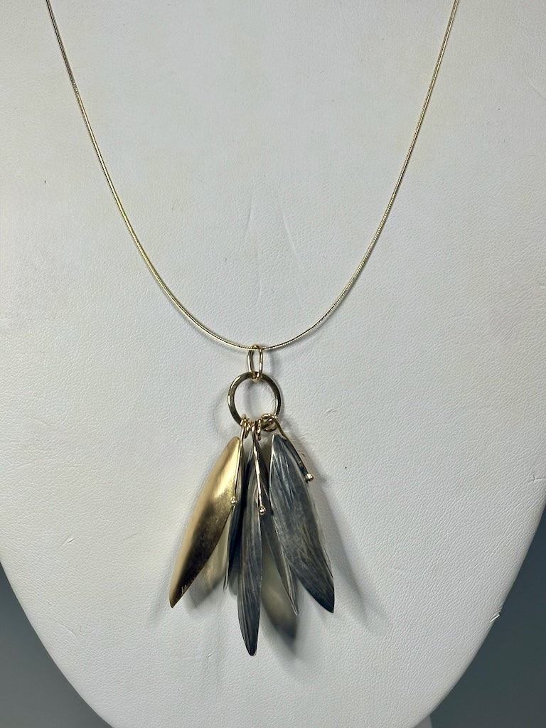 14K AND STERLING SILVER DRAGONFLY ON 14K CABLE MB207N