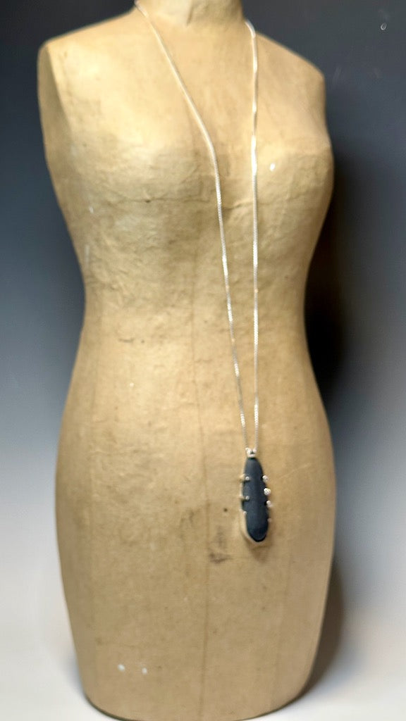 LONG PEBBLE STERLING SILVER PENDANT WITH CZ AND SS CHAIN MS219