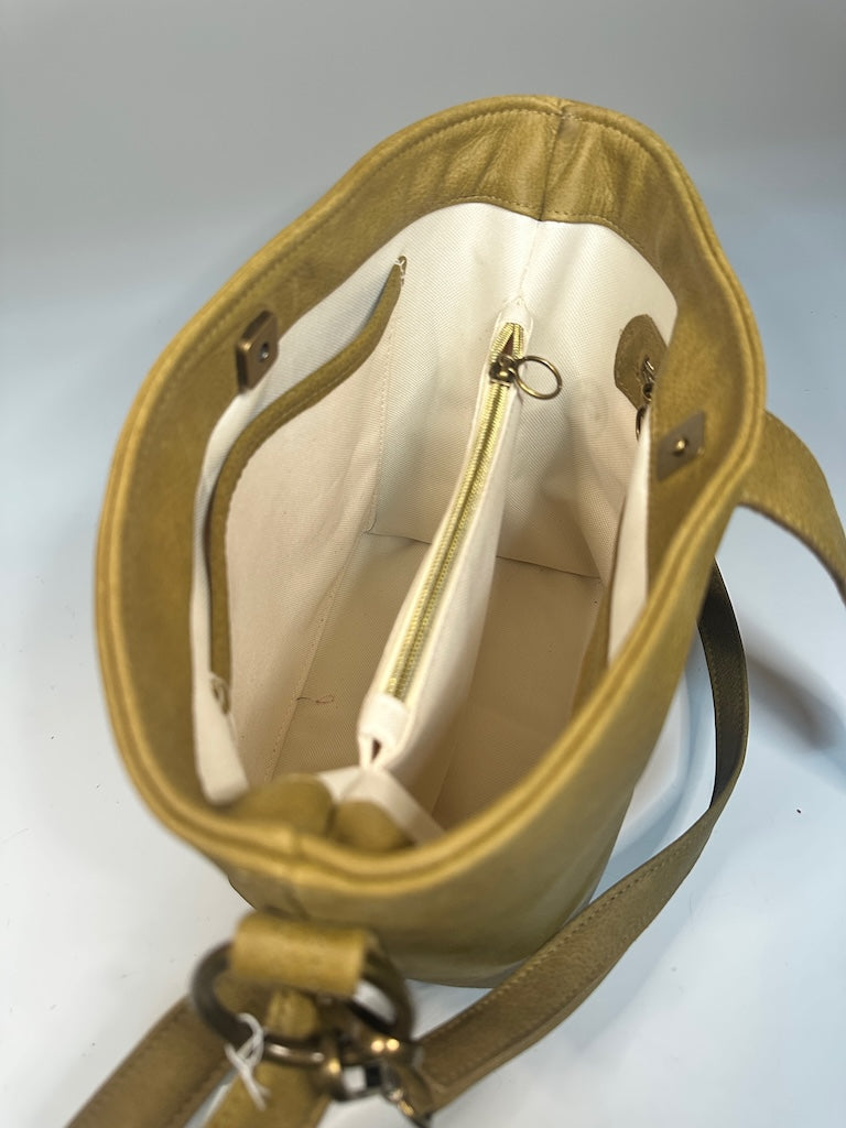 BUCKET BAG, OLIVE LEATHER HANDBAG NH180