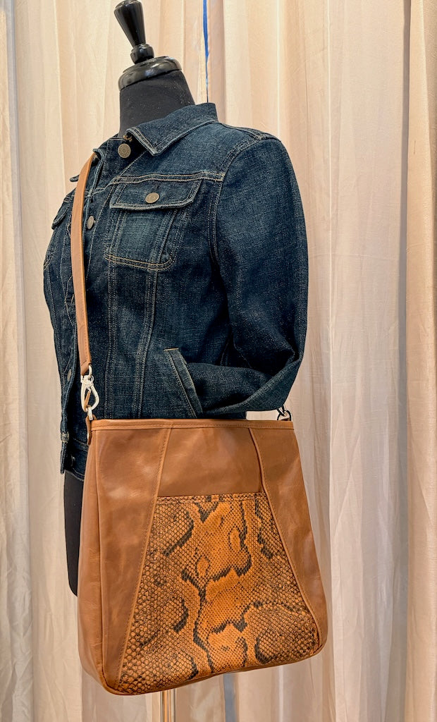 ABSTRACT TOTE SNAKE SKIN AND LEATHER - NH209
