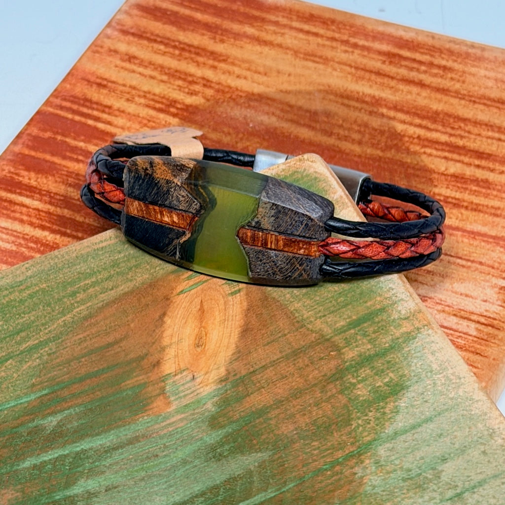 X SMALL MIXED MEDIA WOOD RIVER II MAGNETIC CLASP BRACELET NL308