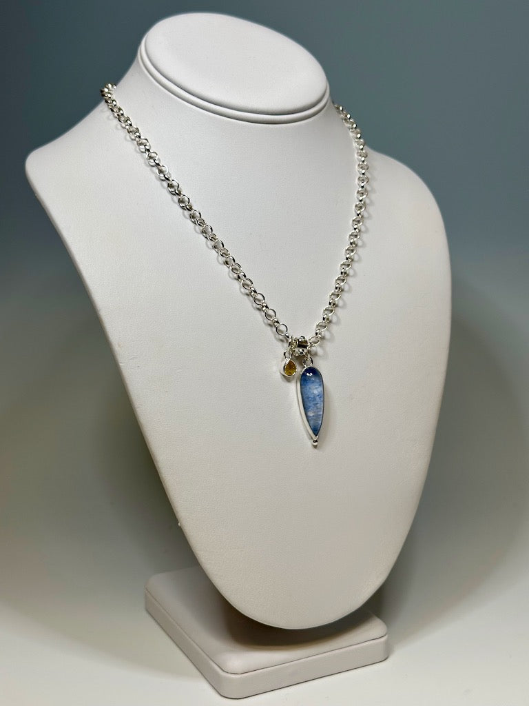 DUMERTIERITE, KYANITE AND GOLEN TOURMALINE STERLING SILVER CHARM NECKLACE - NM553N