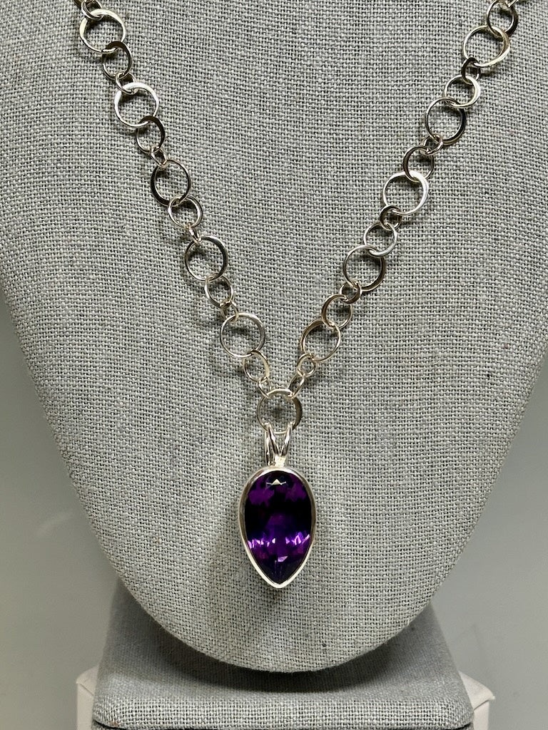 LARGE AMETHYST PENDANT NECKLACE - NM645N