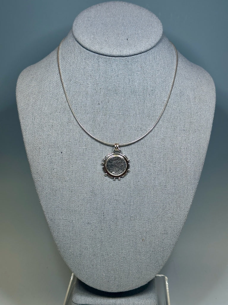 RUTILATED QUARTZ NECKLACE - NM664N