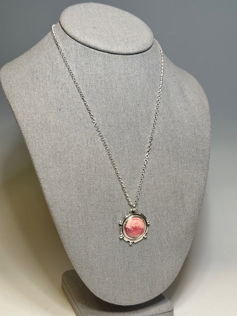 ROUND RHODOCHROSITE STERLING SILVER NECKLACE - NM669N