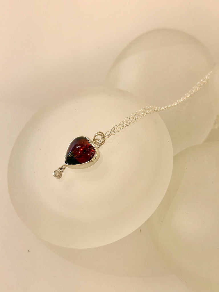 HEART SHAPED GARNET AND WHITE ZIRCON STERLING SILVER NECKLACE NM703N