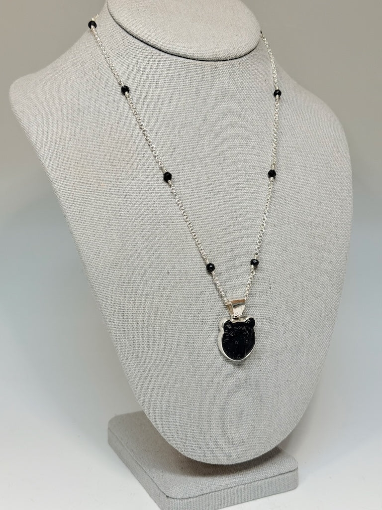 CARVED BLACK ONYX BEAR AND BLACK SPINEL STERLING SILVER NECKLACE NM745N