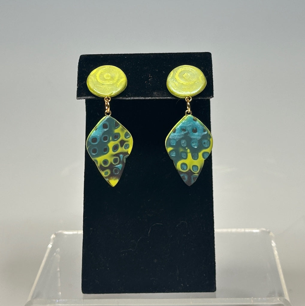 GOLD FILLED STUD EARRINGS WITH DROP POLYMER CLAY DANGLE PCE814