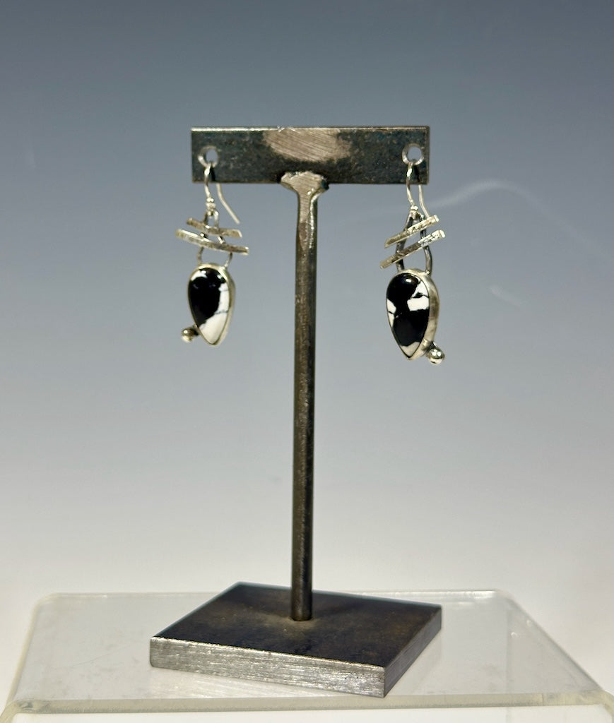 WHITE BUFFALO CROSS HATCH EARRINGS WK106