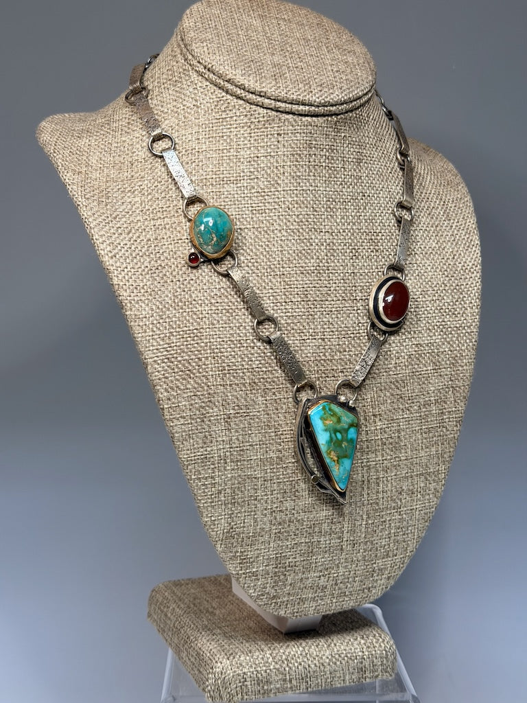 TURQUOISE AND GEMSTONE GRADE CARNELIAN AND STERLING SILVER NECKLACE WK143