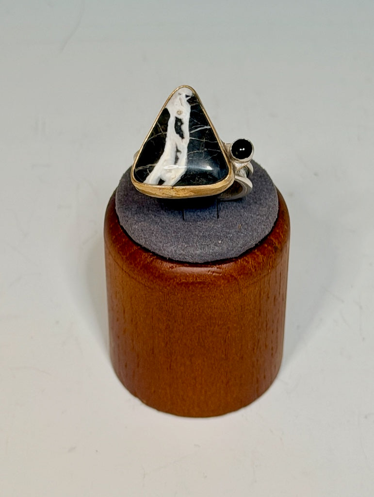 WHITE BUFFALO AND STERLING SILVER ADJUSTABLE RING WK144