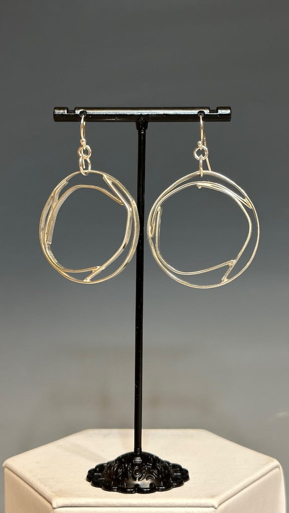 BRIGHT STERLING SILVER DOUBLE HOOP EARRINGS WK32