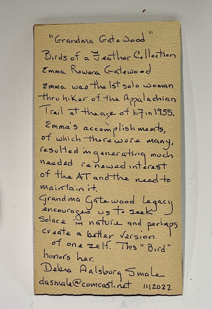 BIRDS OF A FEATHER SERIES - "GRANDMA GATEWOOD DS1112022