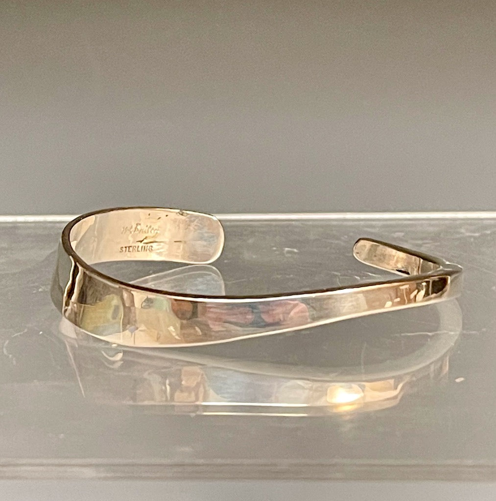 STERLING SILVER HAND FORGED ASYMMETRICAL BRACELET MB160B