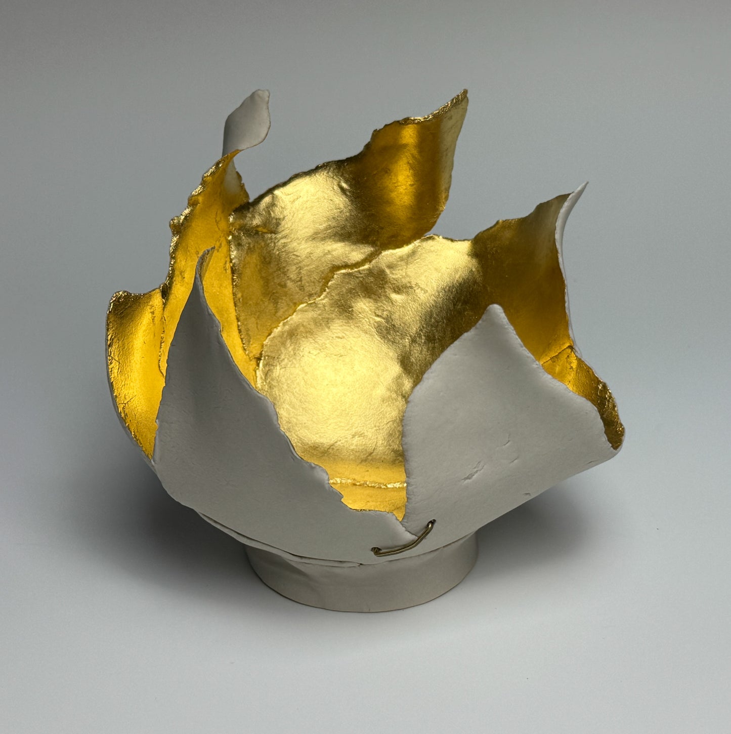 "#14 BEAUTY SERIES" PORCELAIN CERAMIC SCULPTURE WITH 23.75 KT GOLD LEAF