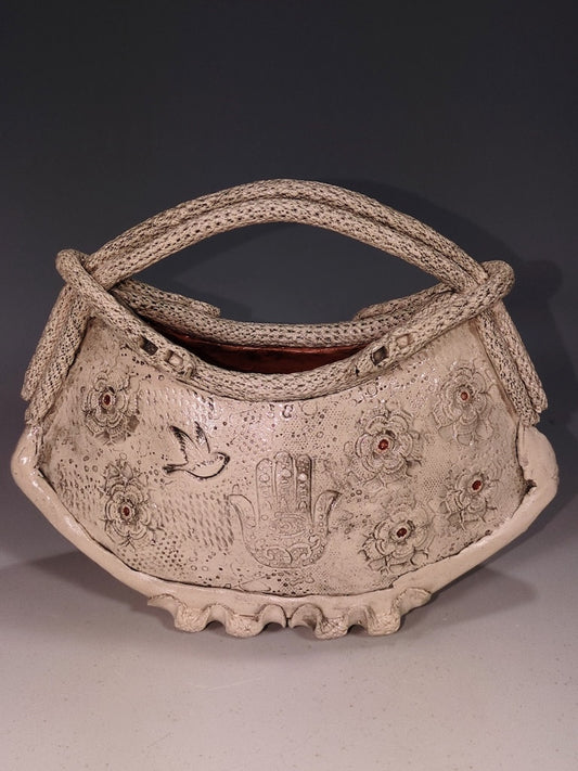 HAND-BUILT STONEWARE SCULPTURE AR102