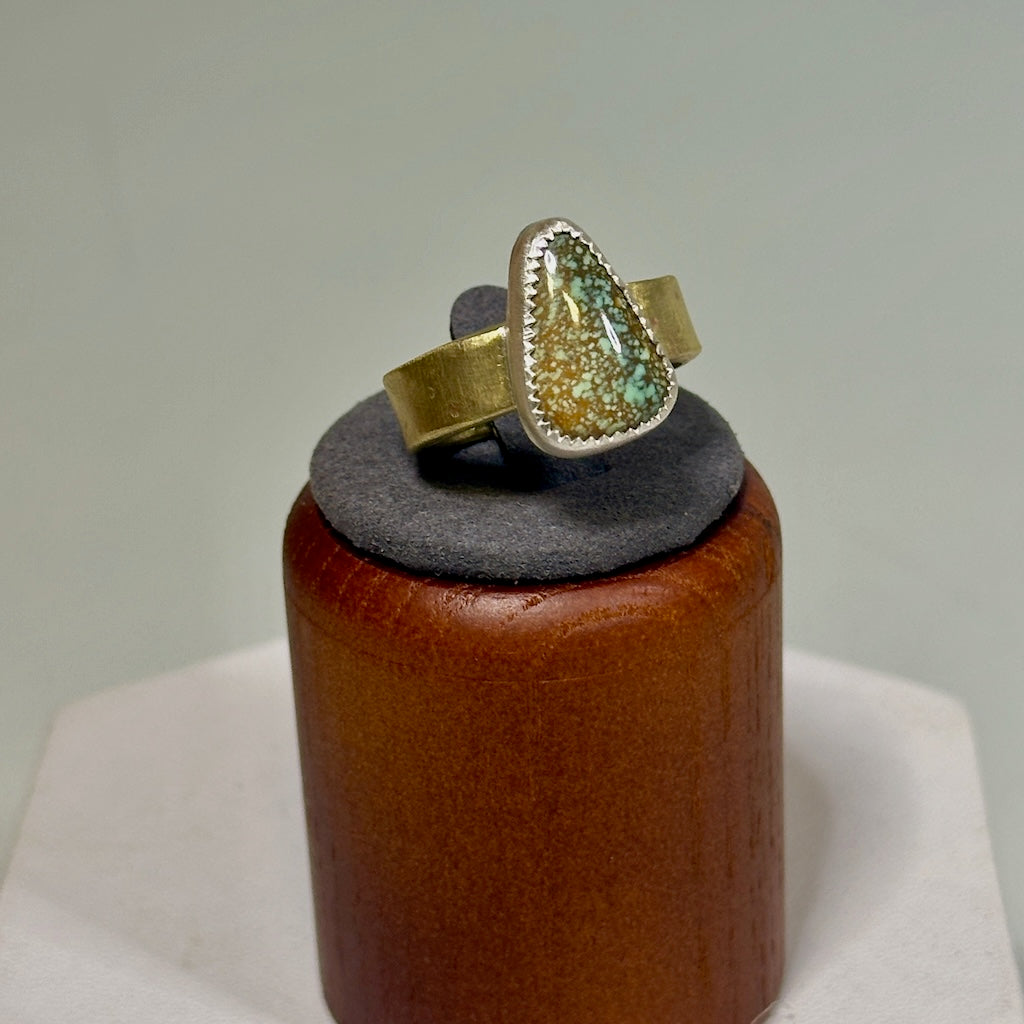 SNOWVILLE BRASS RING AS268