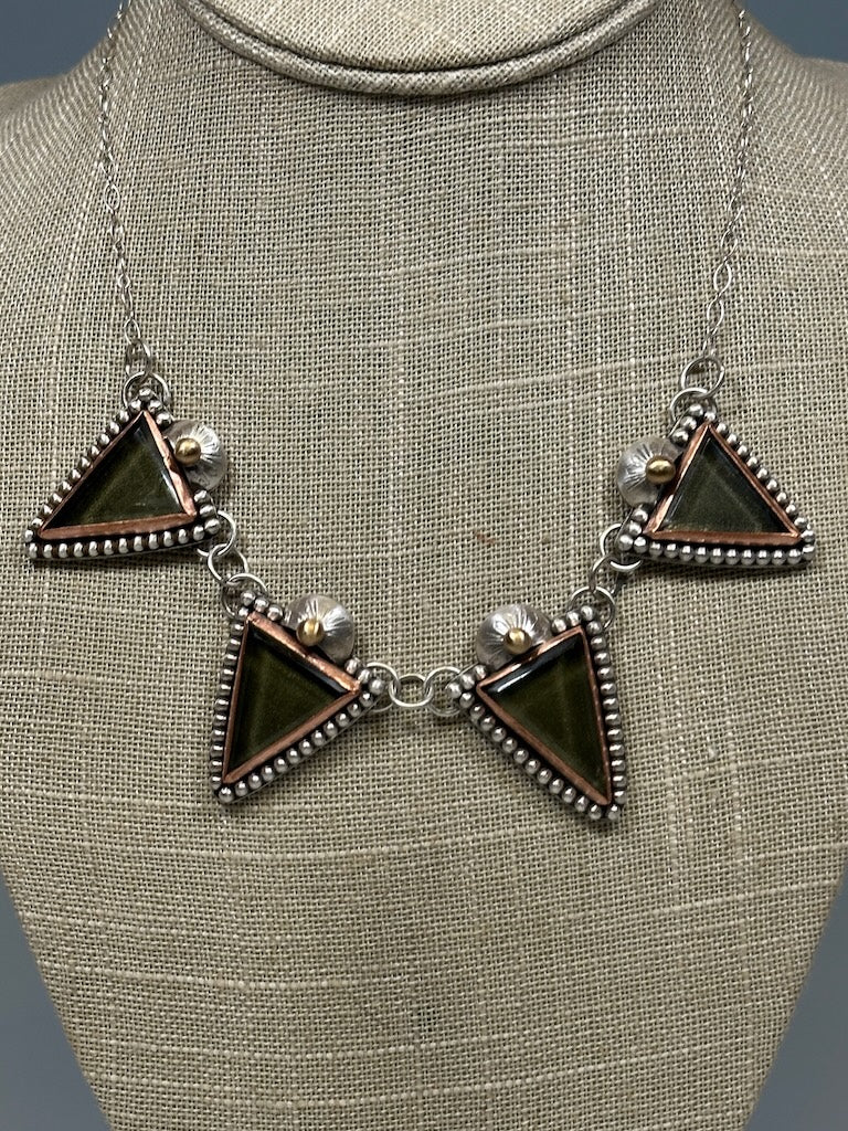 OLIVE ROSARITA EARRING & NECKLACE SET AS288