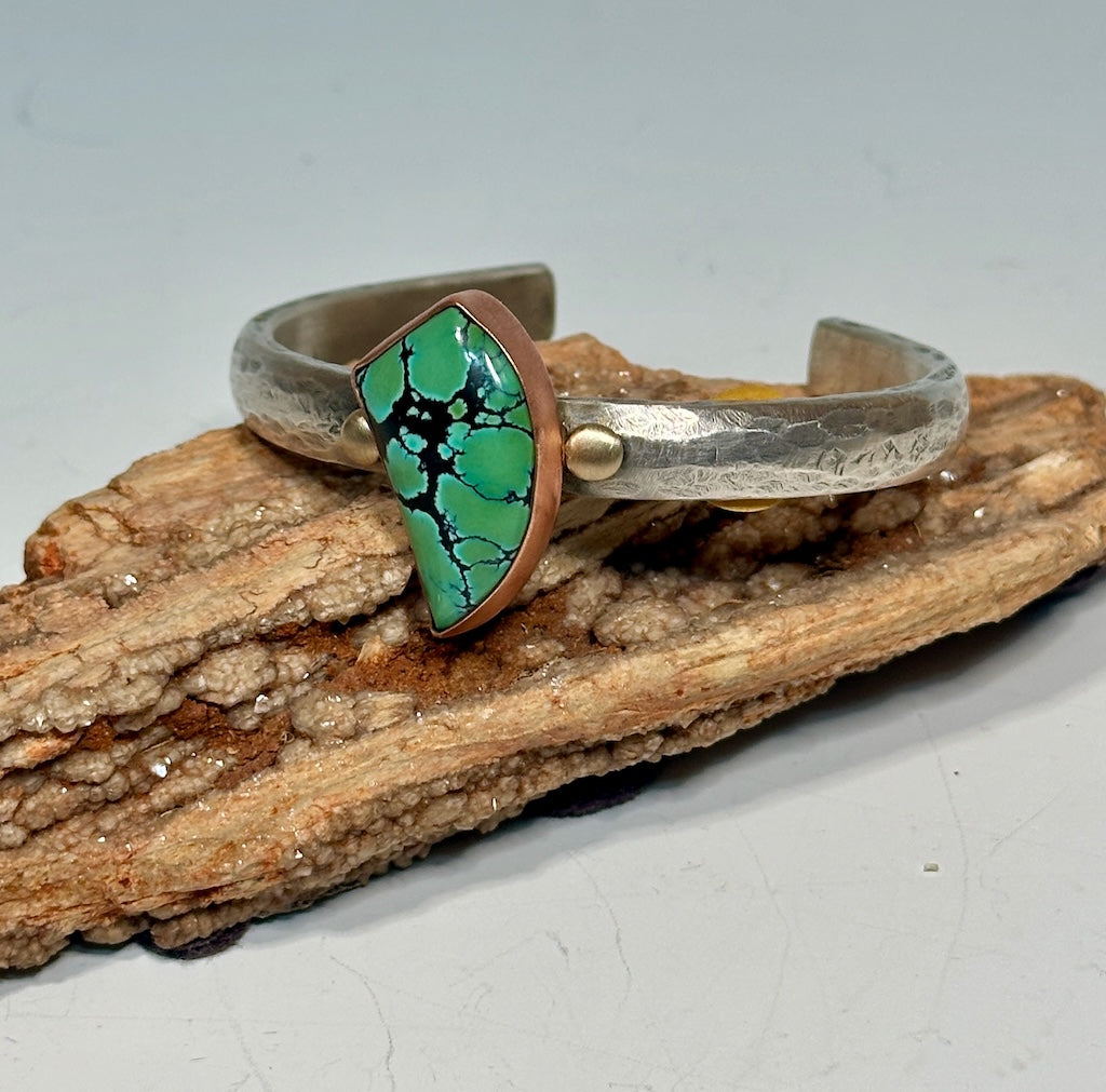 BEAR CLAW CUFF AS305