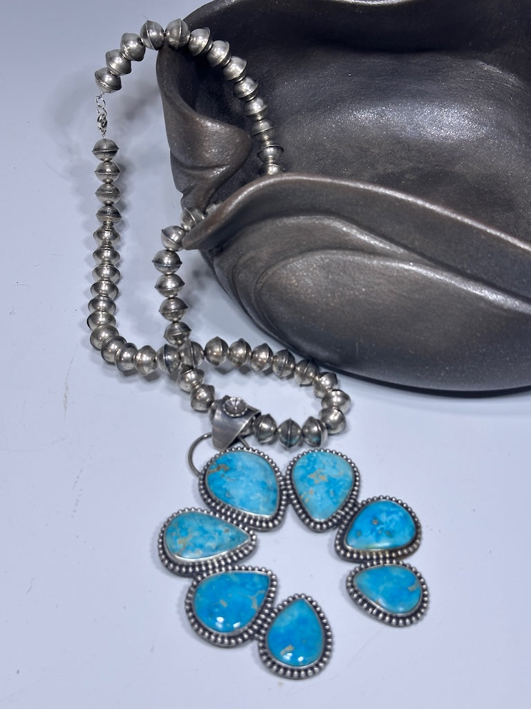 BLUE BRIDGE NAJA NECKLACE AS314