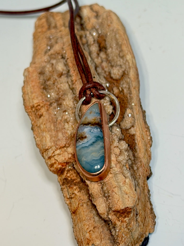 GRAVEYARD POINT AGATE NECKLACE AS330