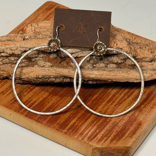 FLOWER HOOP STERLING SILVER EARRINGS AS350