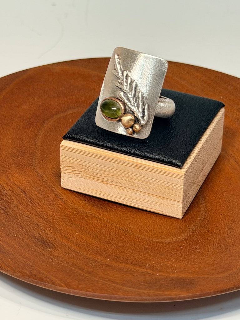 PERIDOT NATURE RING AS358
