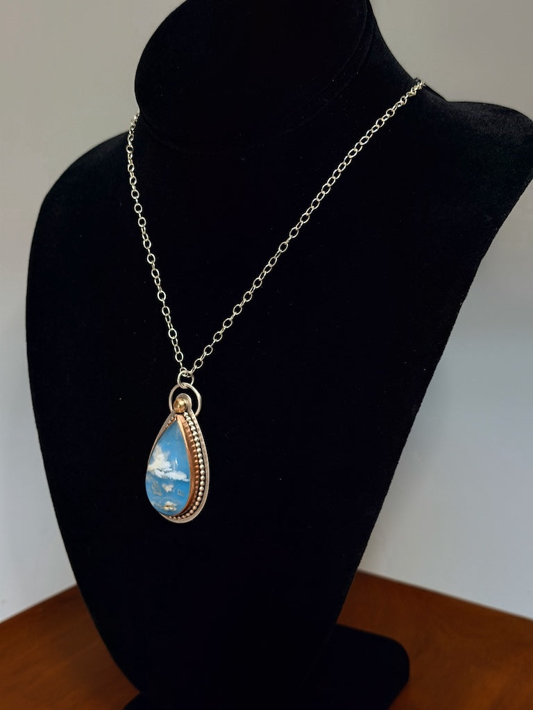 CLOUD NECKLACE AS360