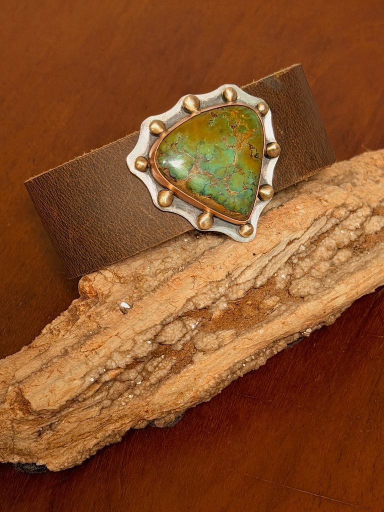 STILLNESS LEATHER CUFF AS366