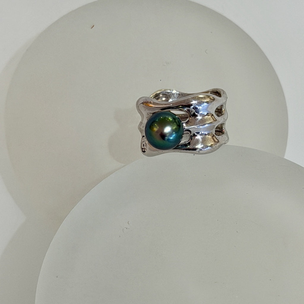 TAHIZEA, FANCY TAHITIAN PEARL STERLING SILVER RING AV2604